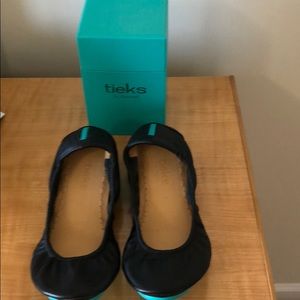 SOLD!!!!Tieks Ballet Flats